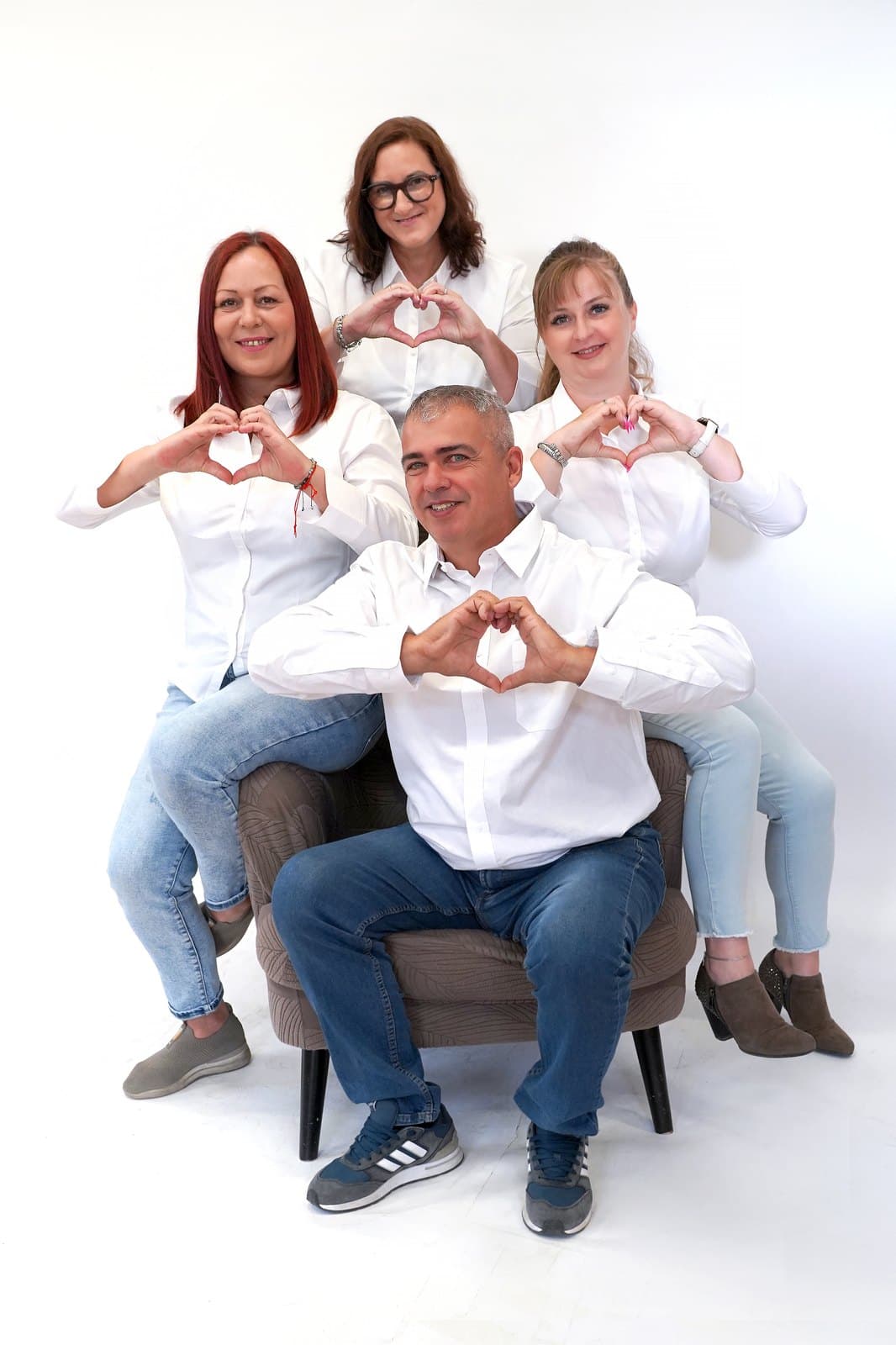 Tím Emma Crystal – centrum modernej optometrie