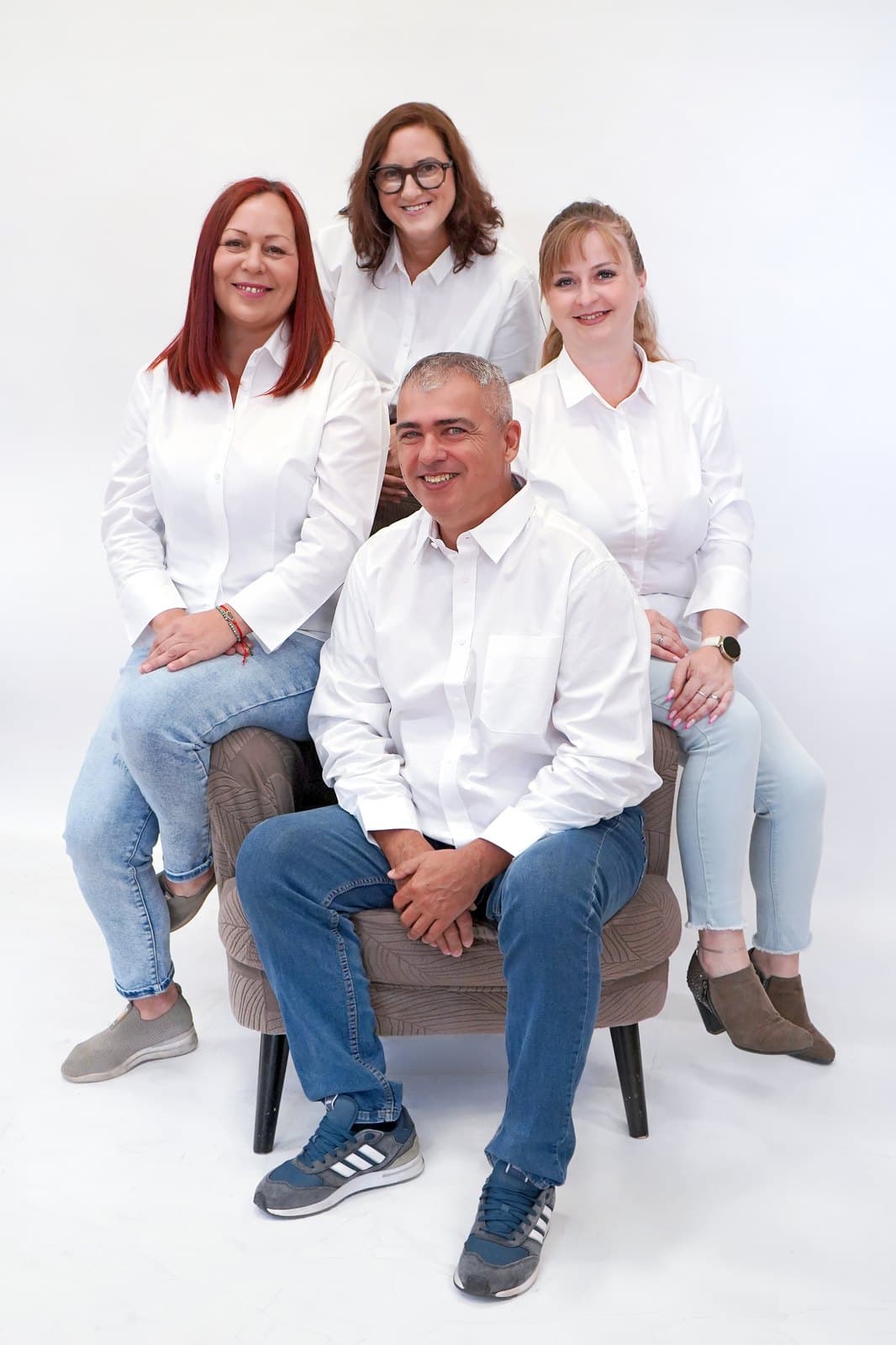 Tím Emma Crystal – centrum modernej optometrie